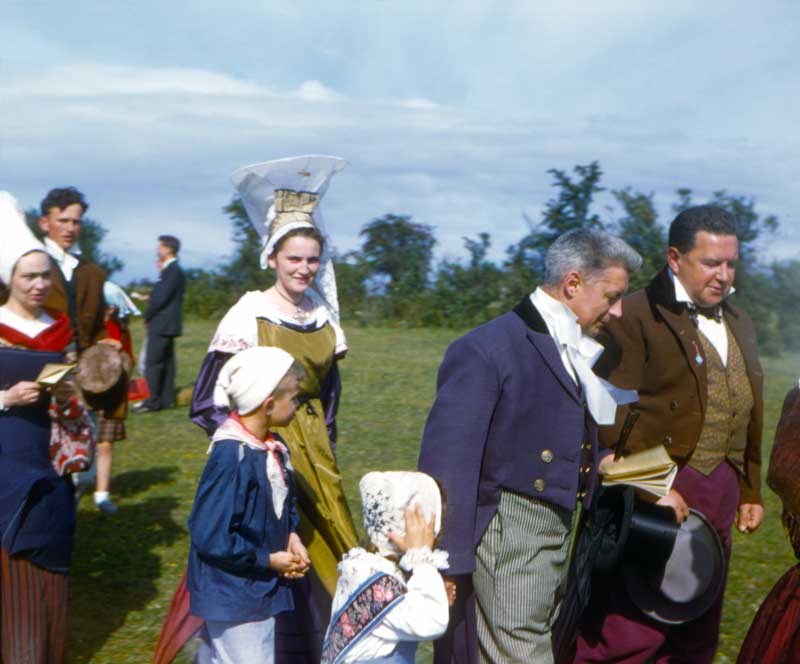 Pardon de Saint Roch 1956 : Dr Cornu et Madame
              Messager