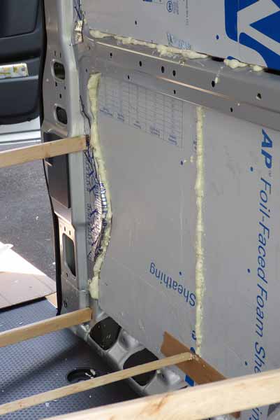 Jointoiement des plaques de polyisocyanurate