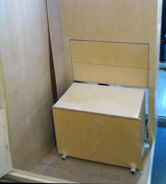 Tiroir du WC sorti