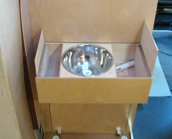 Tiroir lavabo ouvert