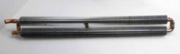 Radiateur à
                  ailettes arrière non monté